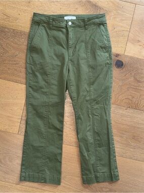 LOFT Olive Green Front-Seam Straight Capris